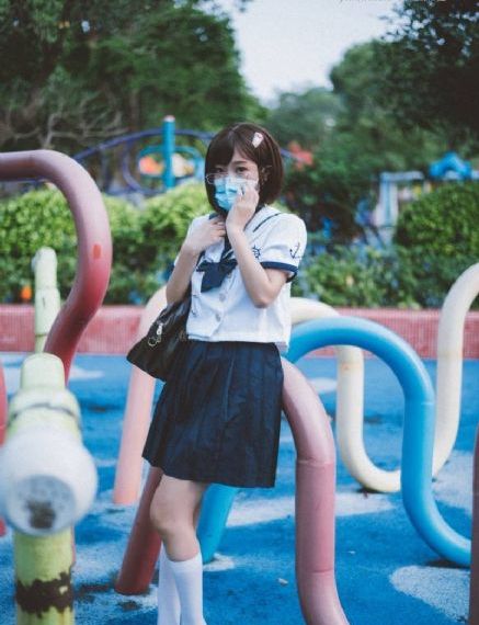 女同学3